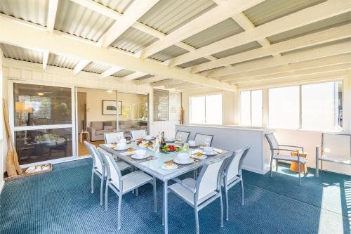 Facilities, 23 Lentara St - pet friendly, air con, Wi-Fi, boat parking in Fingal Bay