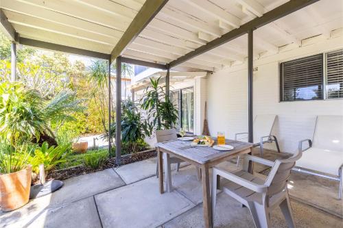 Facilities, 23 Lentara St - pet friendly, air con, Wi-Fi, boat parking in Fingal Bay