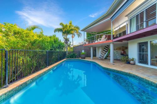 Fuller Holidays - Lee Lane Beach House - Lighthouse Rd Byron - Cape Byron