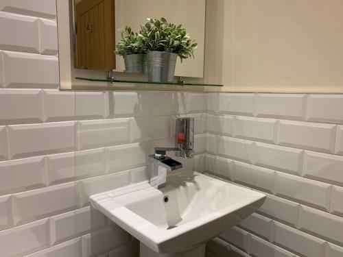 Market Place Serviced Apartments, Leek