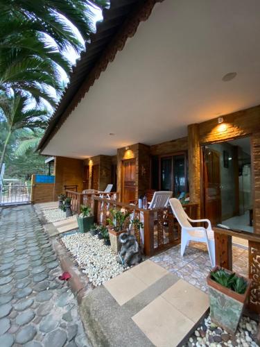 Ruan Mai Naiyang Beach Resort in Naiyang Beach