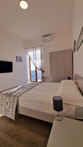 Puteoli Sea View, Naples