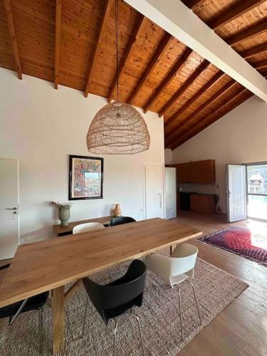 Mountain side oasis with view and pool