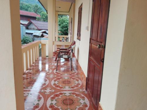 sainamhoun guesthouse in ノン キアオ