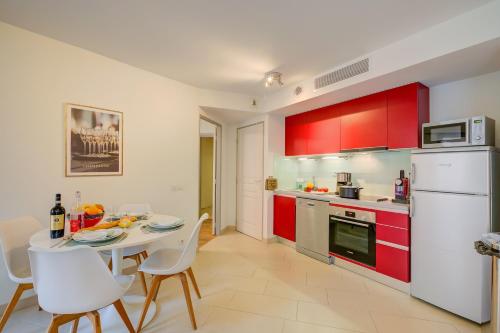 廚房, Au Vieux Port Cannes City Center - Happy Rentals in 蘇給老城
