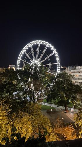 JA18 Downtown Pearl - 2 bedroom apartment, Budapest