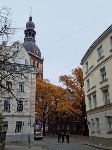 City Inn 3 bedrooms Apartment next to Dom square, Riga