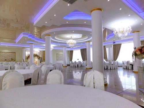 Hotel & Banquet Hall SV Airport Parkway, Todireşti (foto 6)
