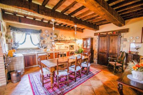  Villa with private pool, A/C in Umbria nabij Todi in Piedicolle