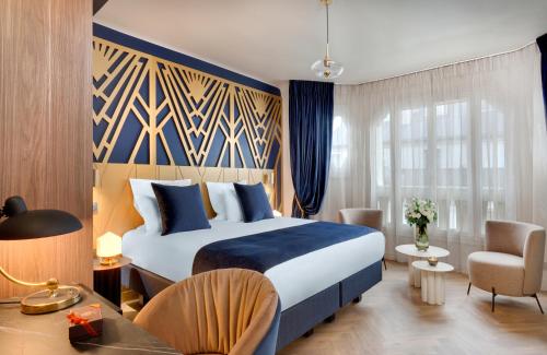 room detail thumbnail 0