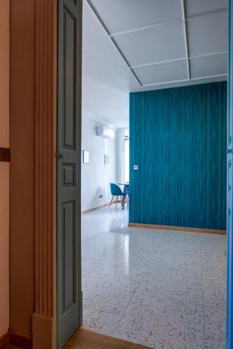 Penthouse Apartment image 10