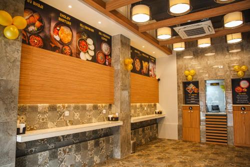 餐廳, 卡林加酒店 (Kalinga Hotel) in 焦特布爾