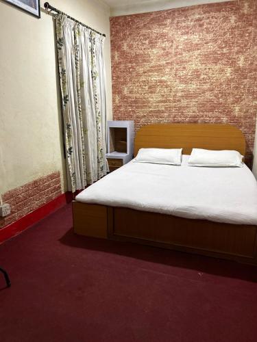 Double Room with Private Bathroom image 3