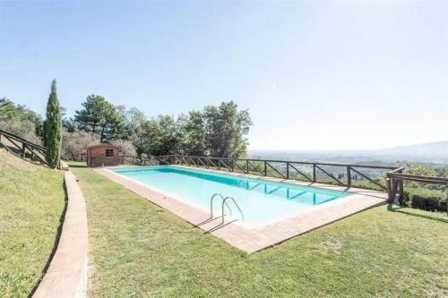  Villa moderna con vista in Santo Stefano