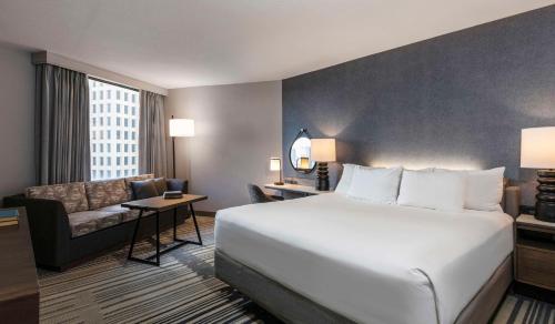 Hyatt Regency Houston - Hotel