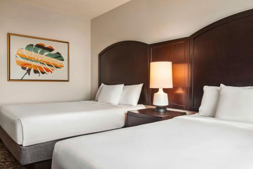 Embassy Suites by Hilton Orlando Lake Buena Vista South - image 9