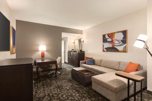 Suite with Two Queen Beds - Non-Smoking room in Embassy Suites by Hilton Orlando Lake Buena Vista South