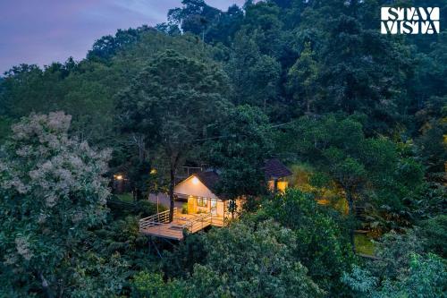 StayVista at Dawnlight with Bonfire & Complimentary Breakfast - Balagram