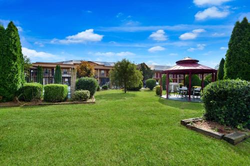 Econo Lodge Princess Anne - image 12