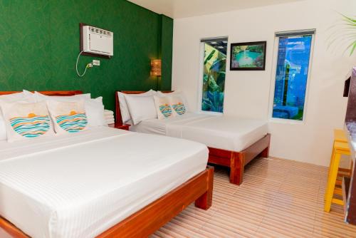 DENGI INN EL NIDO Room Type - Family Room