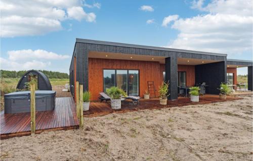 Gorgeous Home In Thisted With Kitchen