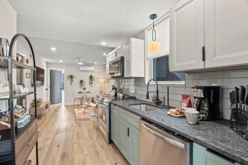 E Passyunk Ave 1 BR Gem - Prime Location!