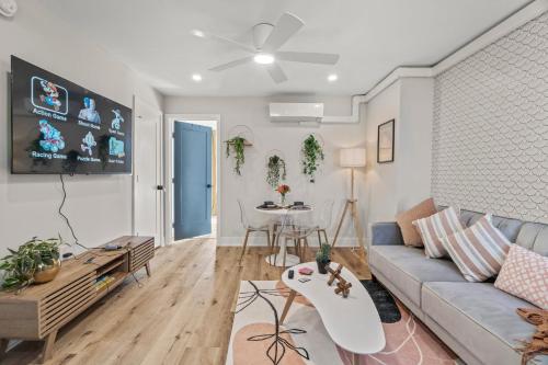 E Passyunk Ave 1 BR Gem - Prime Location!