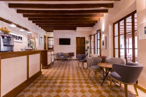 50442598 Hotel y Apartamentos DES PUIG