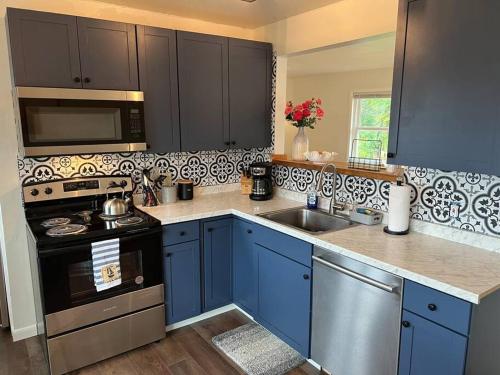 Lake View Retreat in Sandgate