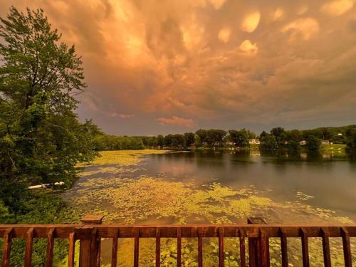 Lake View Retreat in Sandgate