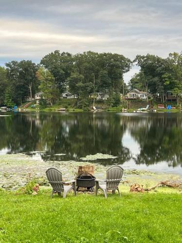 Lake View Retreat in Sandgate