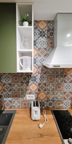 2V1 - Center apartment 3, Tirana (photo 10)