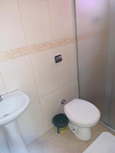 Double or Twin Room image 6