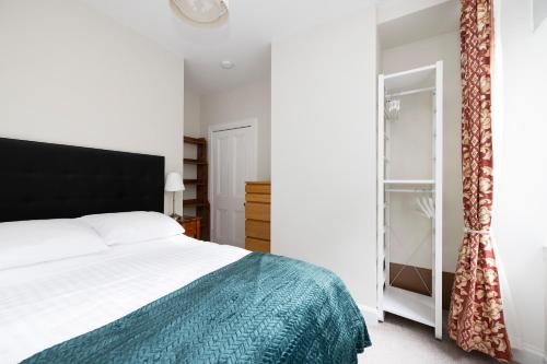 Edinburgh Holyrood Park Views Apartment