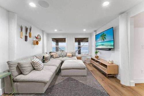 NEW - Luxury 5 br Beach Retreat