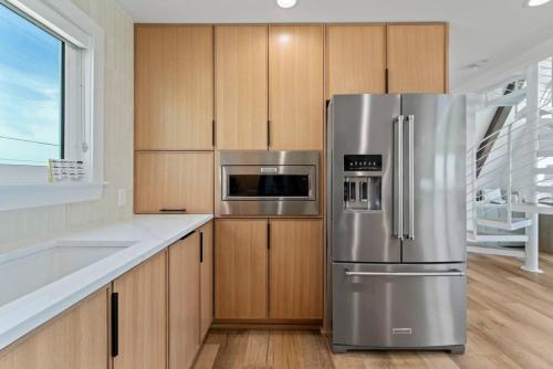 NEW - Luxury 5 br Beach Retreat