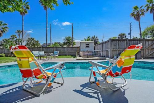 All Yours - Heated Pool - Firepit - BBQ in Jacksonville Beach, USA