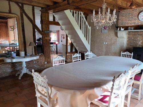 Au bout du monde 1 in Chateau-Renault