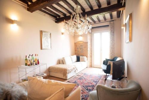 設施, Luxury Townhouse View of Tuscany in 菲庫萊