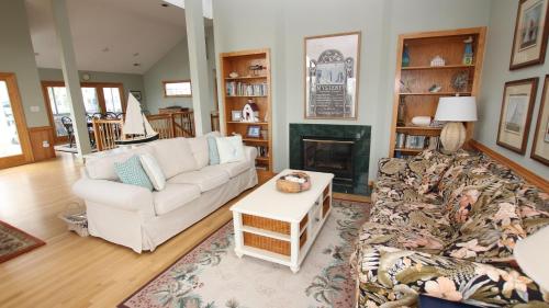 Oceanside, Close to Beach, Private Pool, Hot Tub, PI65, Eagle's Nest, Corolla (foto 6)