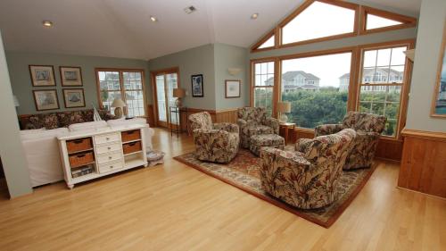 Oceanside, Close to Beach, Private Pool, Hot Tub, PI65, Eagle's Nest, Corolla (foto 7)
