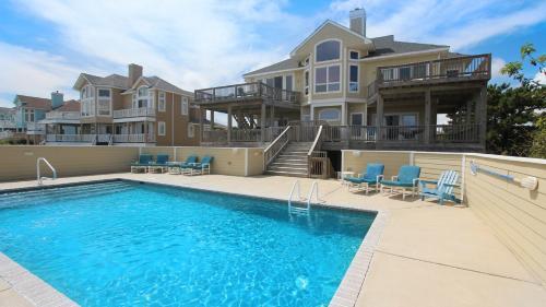 OCEANFRONT, Ocean Views, Private Pool, Private Beach Access, Foosball, PI76, Life of Reilly, Corolla (photo 2)