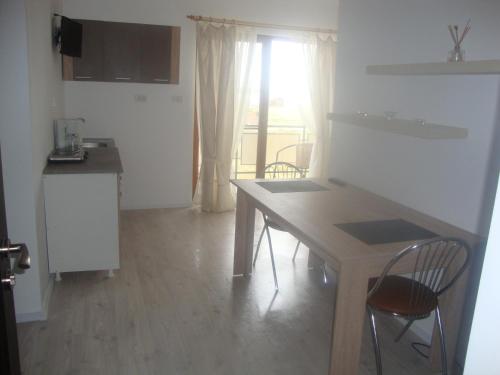 One-Bedroom Apartment with Terrace