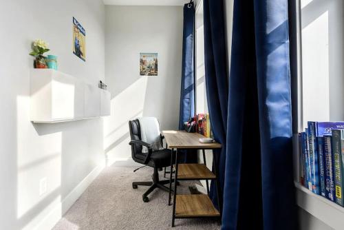 The Alpine - Family Friendly, Great Area, Artist Abode in Pittsburgh, USA