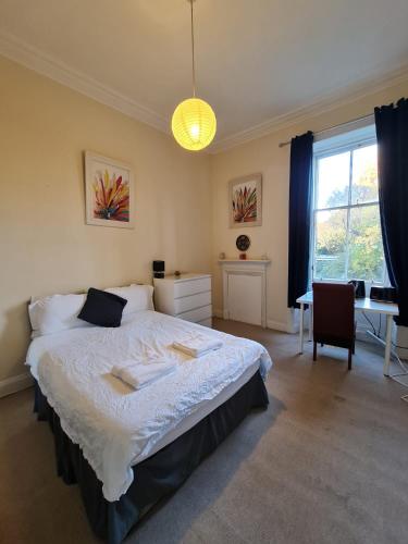 Haymarket Station Rooms 2