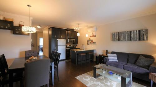 Le 204 Champlain Bromont