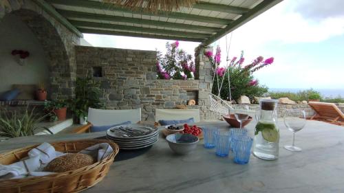 Akakies summer house with breathtaking Aegean view