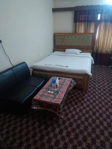 Taz Garden House – Dhaka, NY