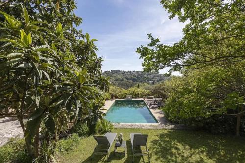 Appartement de plain pied le lézard Bleu - Location saisonnière - Vence