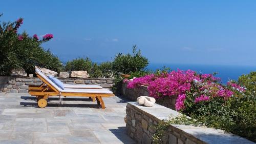 Akakies summer house with breathtaking Aegean view